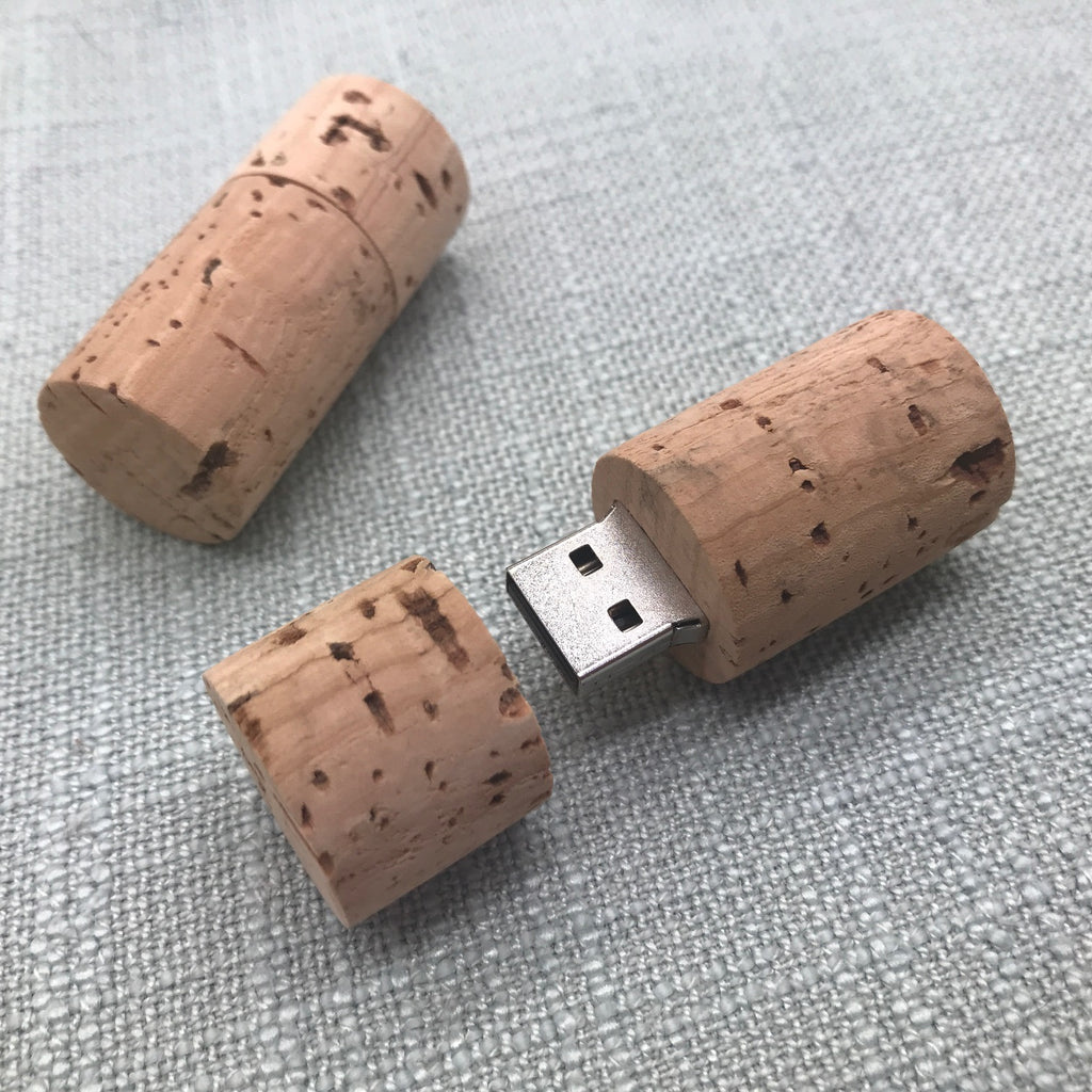 Cork flash drive